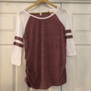 Cute maternity tee with side ruching.